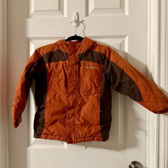 Columbia Orange and Brown winter Jacket for Outdoor Adventures kids6/7 with hood - Picture 1 of 12